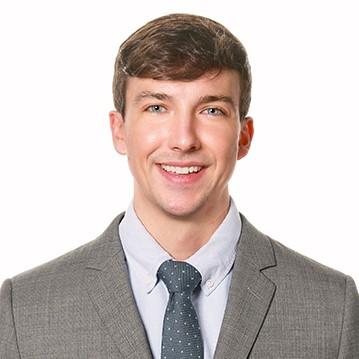 Kelly Mathews Headshot