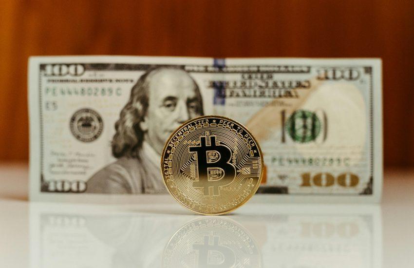 Shining Coin and Banknote.